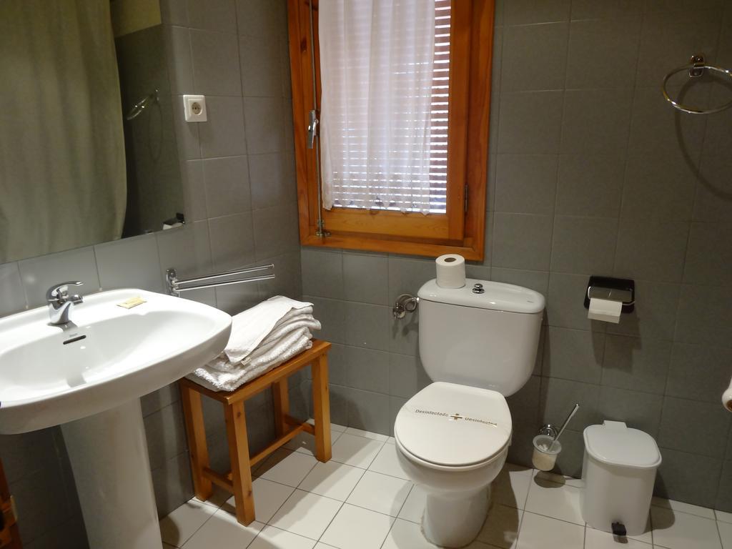 Hotel Hostal Casa Laplaza San Juan De Plan Habitación foto